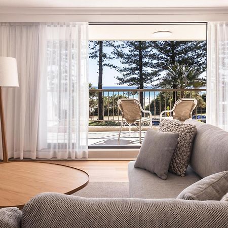 Columbia Beachfront Apartments On Rainbow Bay Gold Coast Exterior photo