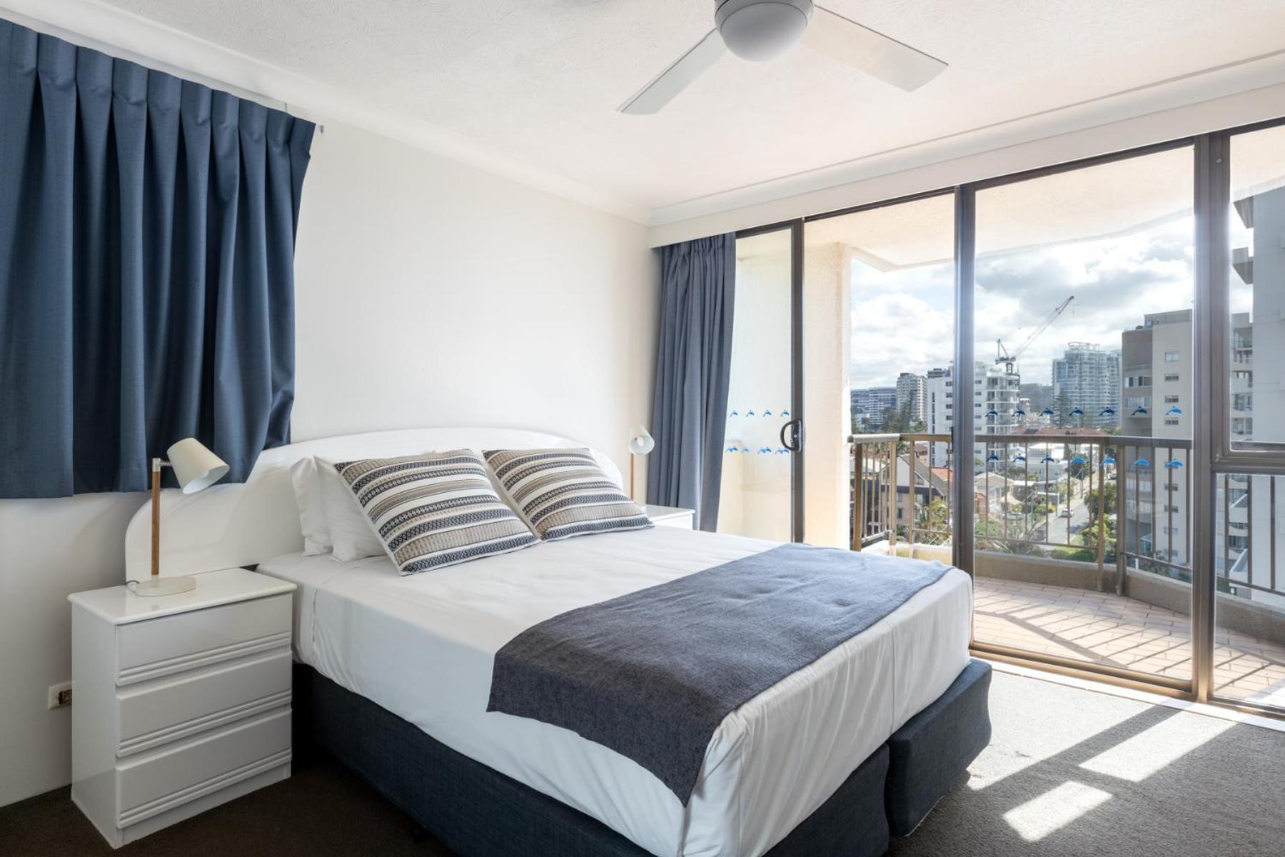 Columbia Beachfront Apartments On Rainbow Bay Gold Coast Exterior photo